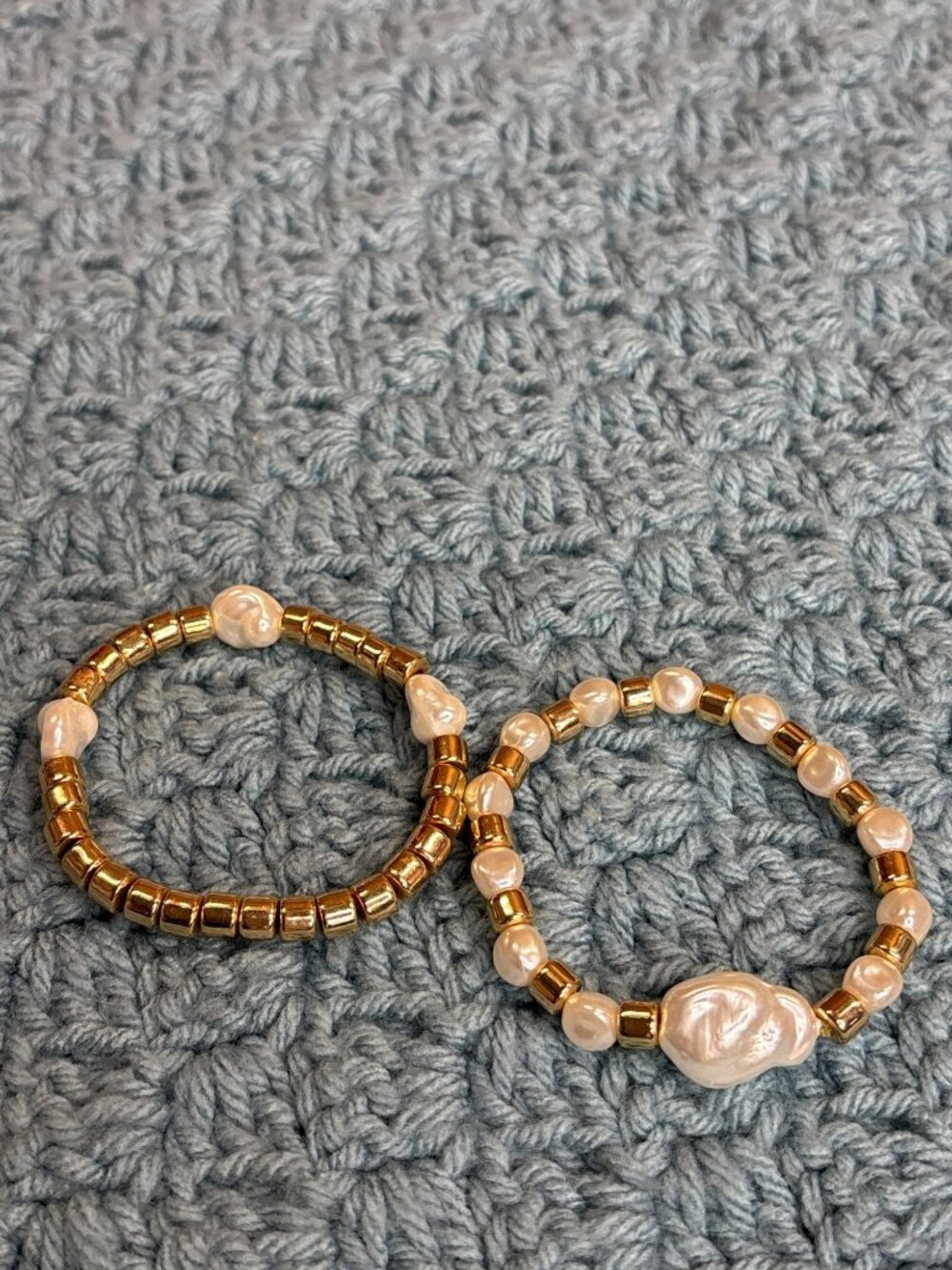 Set of 2 Plastic Goldtone Faux Pearl Beaded Stretchy Bracelets 6 inches